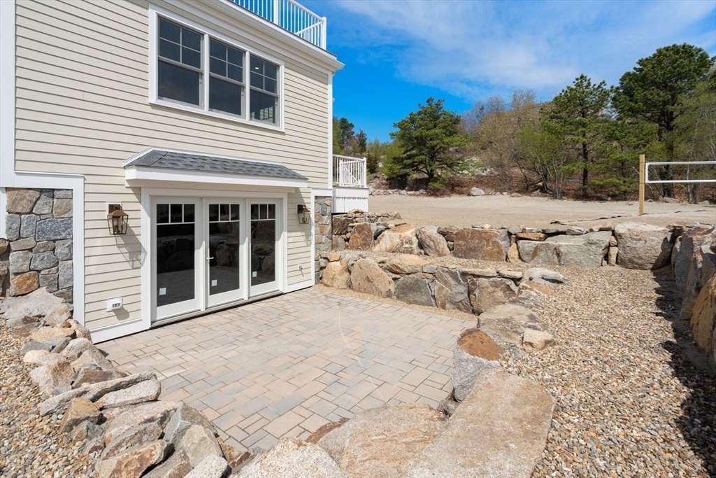 Gloucester, Massachusetts, 01930, United States, 4 Bedrooms Bedrooms, ,5 BathroomsBathrooms,Residential,For Sale,1804807