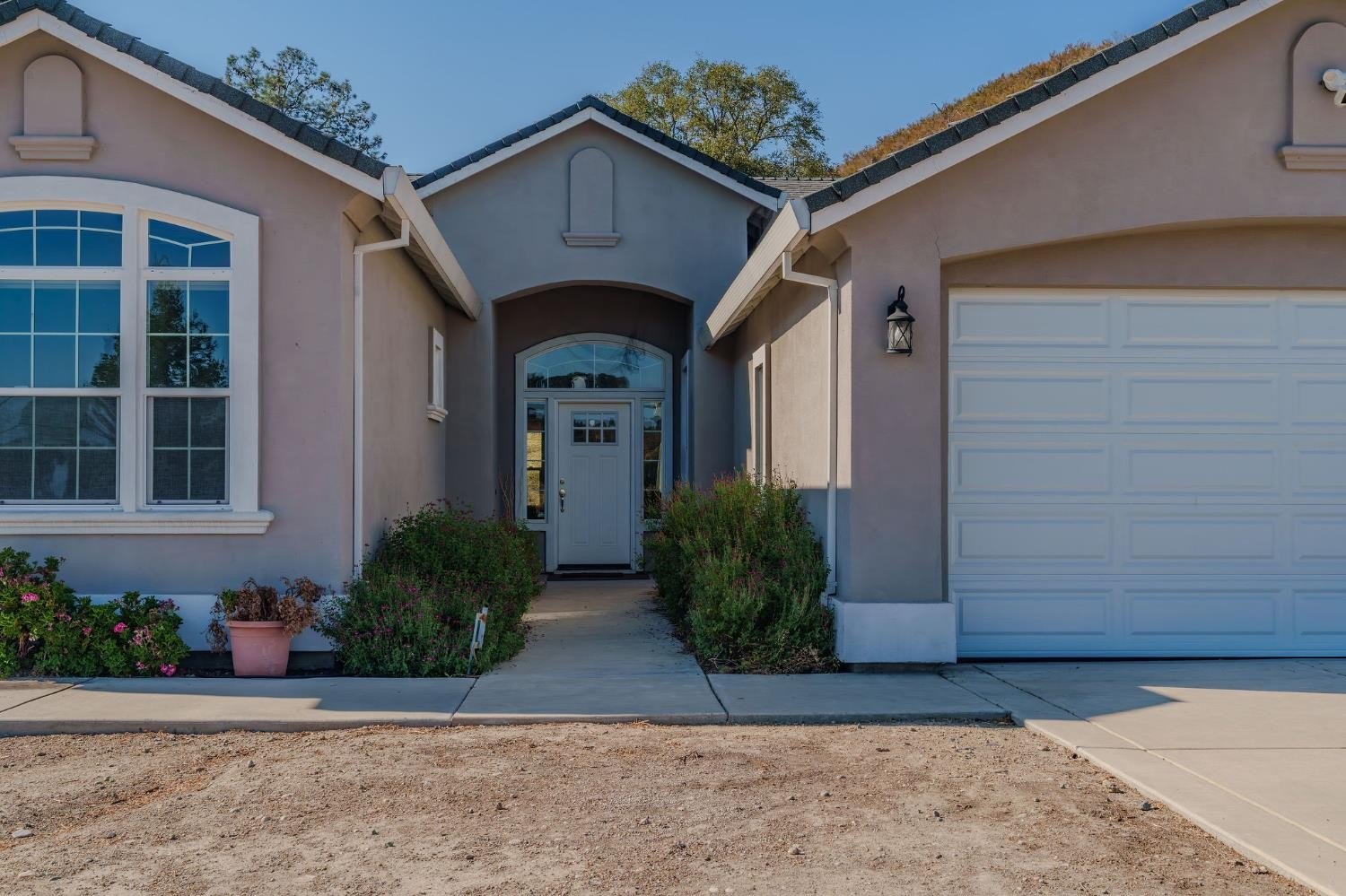 Valley Springs, California, 95252, United States, 3 Bedrooms Bedrooms, ,2 BathroomsBathrooms,Residential,For Sale,1943125