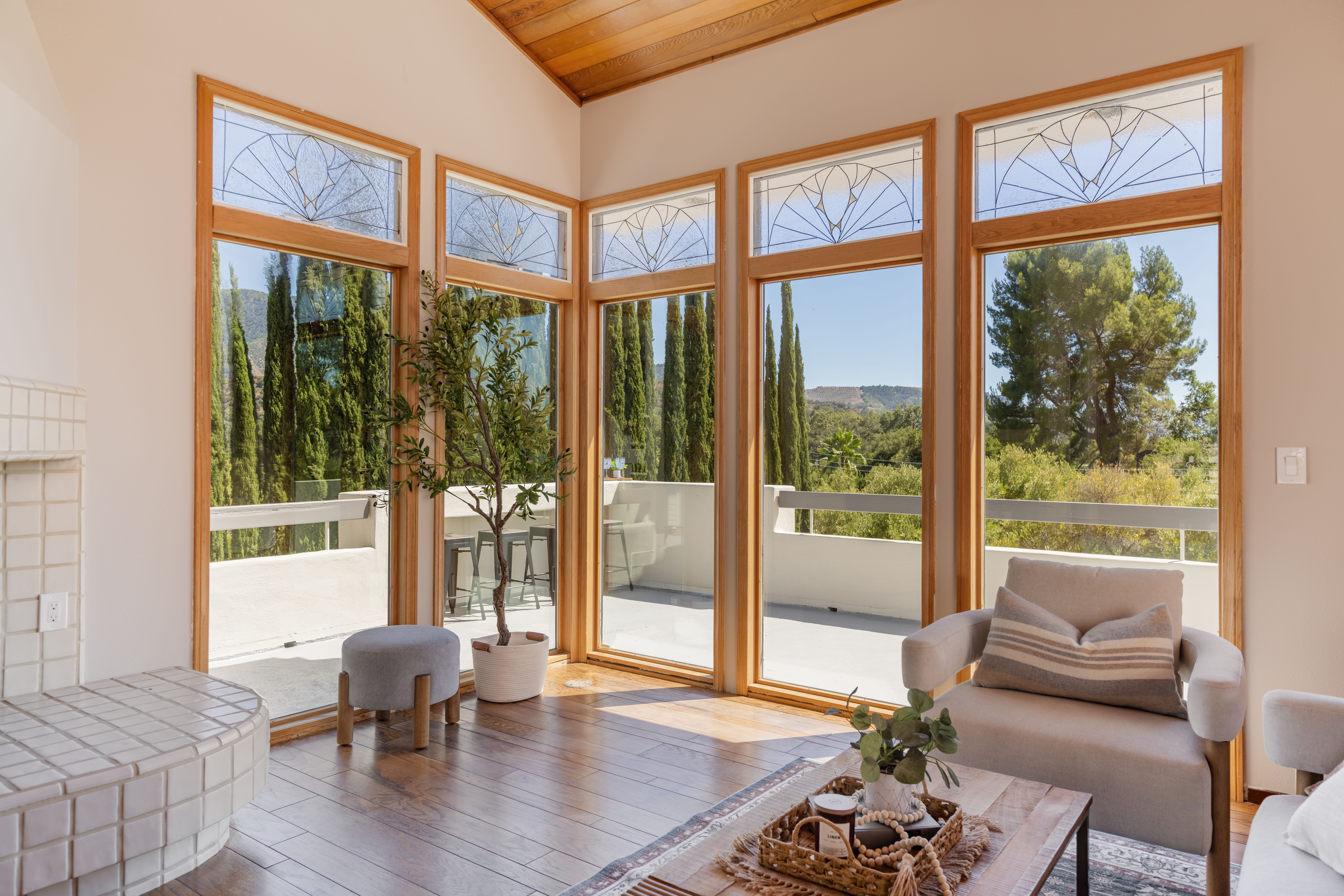  1008 Country Club Drive, Ojai, CA 93023 - 物件實景