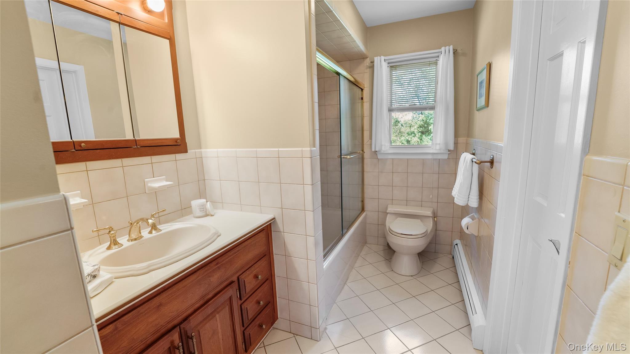 Yorktown Heights, New York, 10598, United States, 3 Bedrooms Bedrooms, ,2 BathroomsBathrooms,Residential,For Sale,1940406