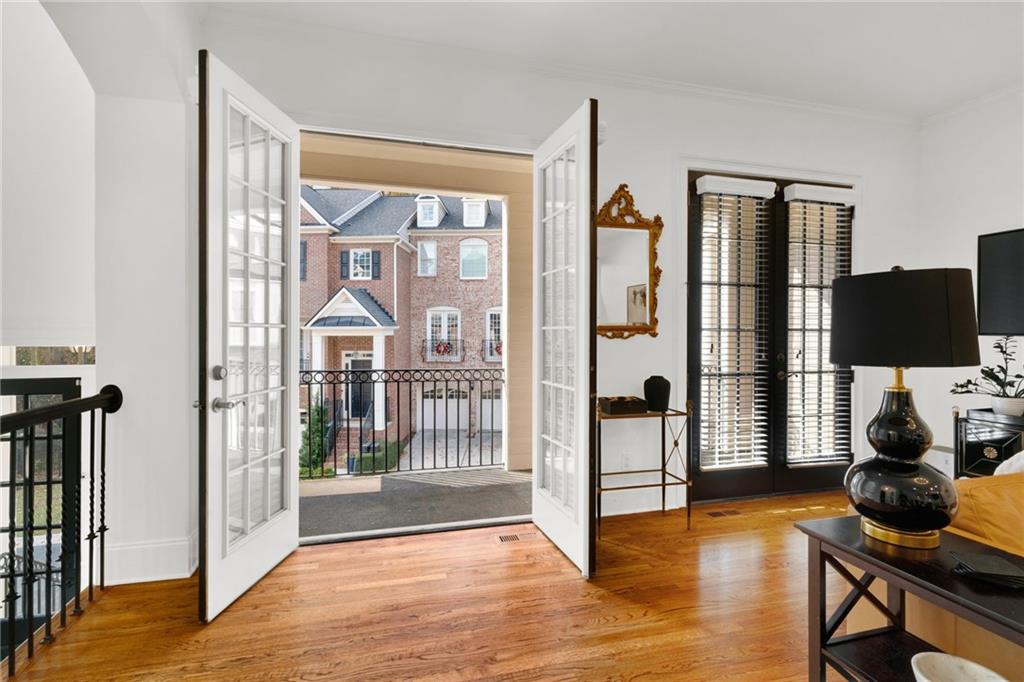 Atlanta, Georgia, 30328, United States, 3 Bedrooms Bedrooms, ,4 BathroomsBathrooms,Residential,For Sale,1994391