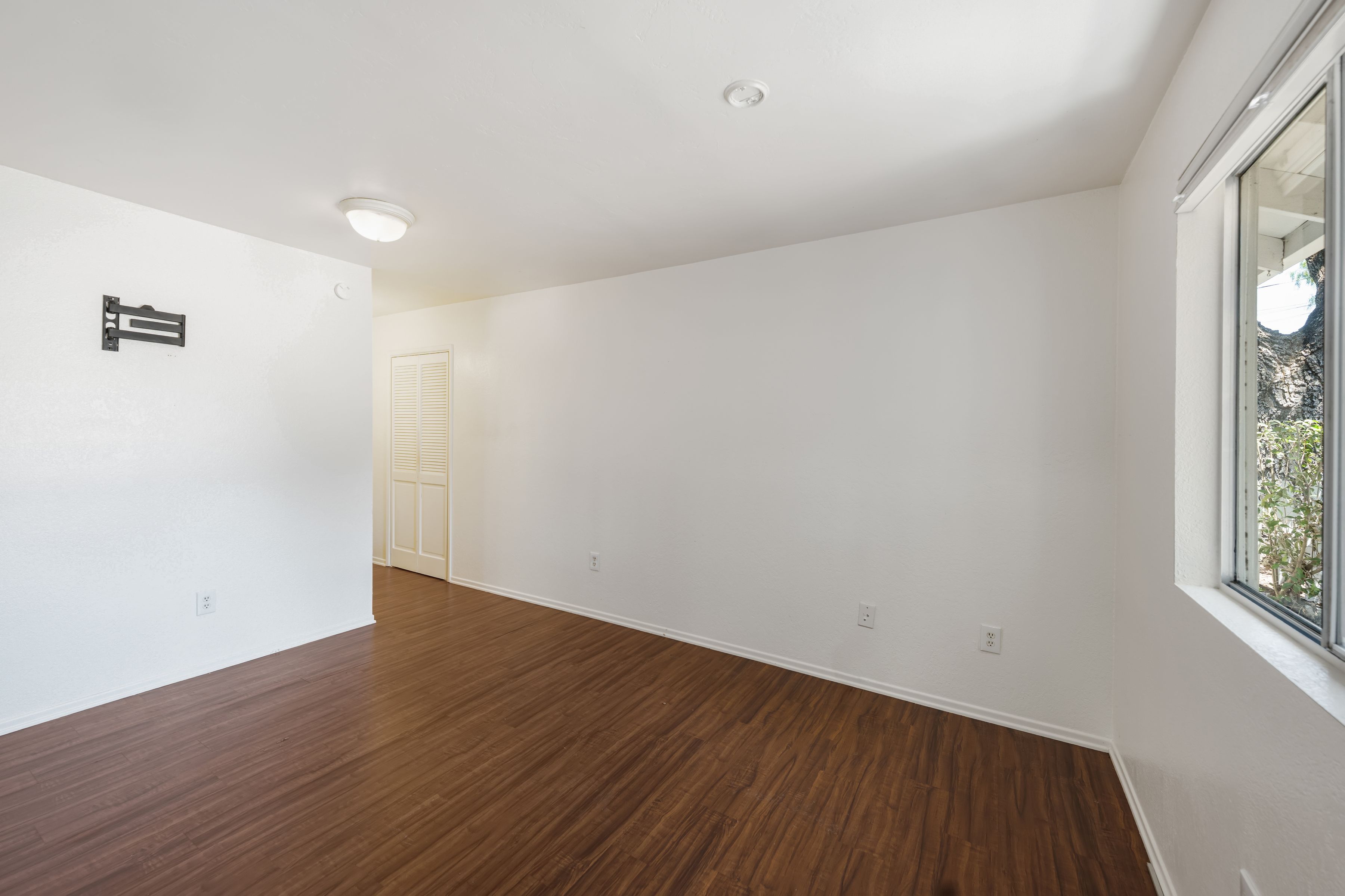 3617 Manzana Street - 物件實景