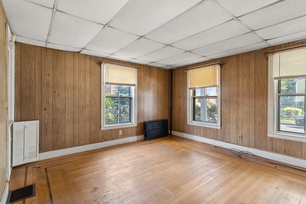 49 Summer, Natick, Massachusetts, 01760, United States, 6 Bedrooms Bedrooms, ,3 BathroomsBathrooms,Residential,For Sale,49 Summer,1672489