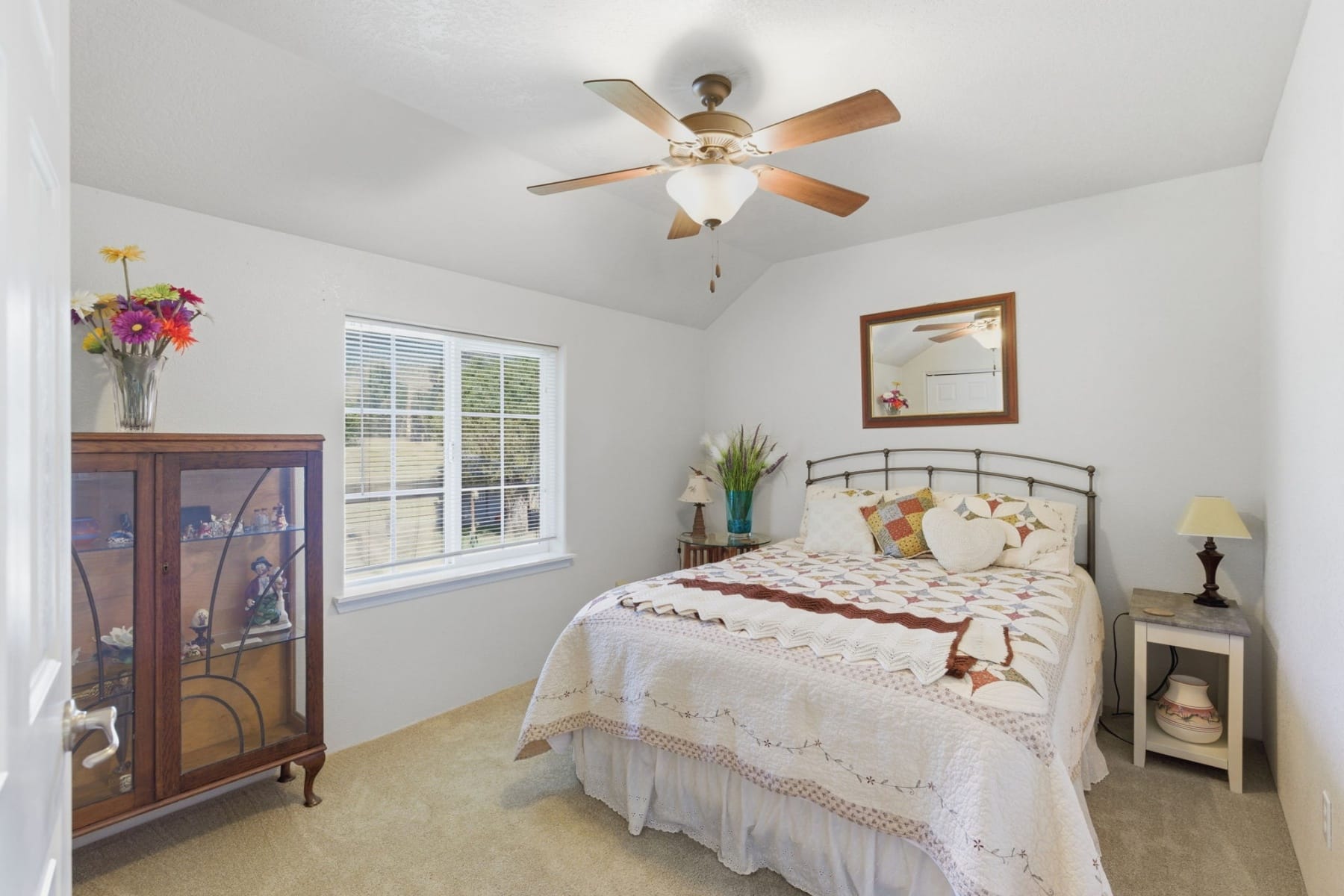  1074 SE Christie Place Grants Pass, OR 97526 - 物件實景