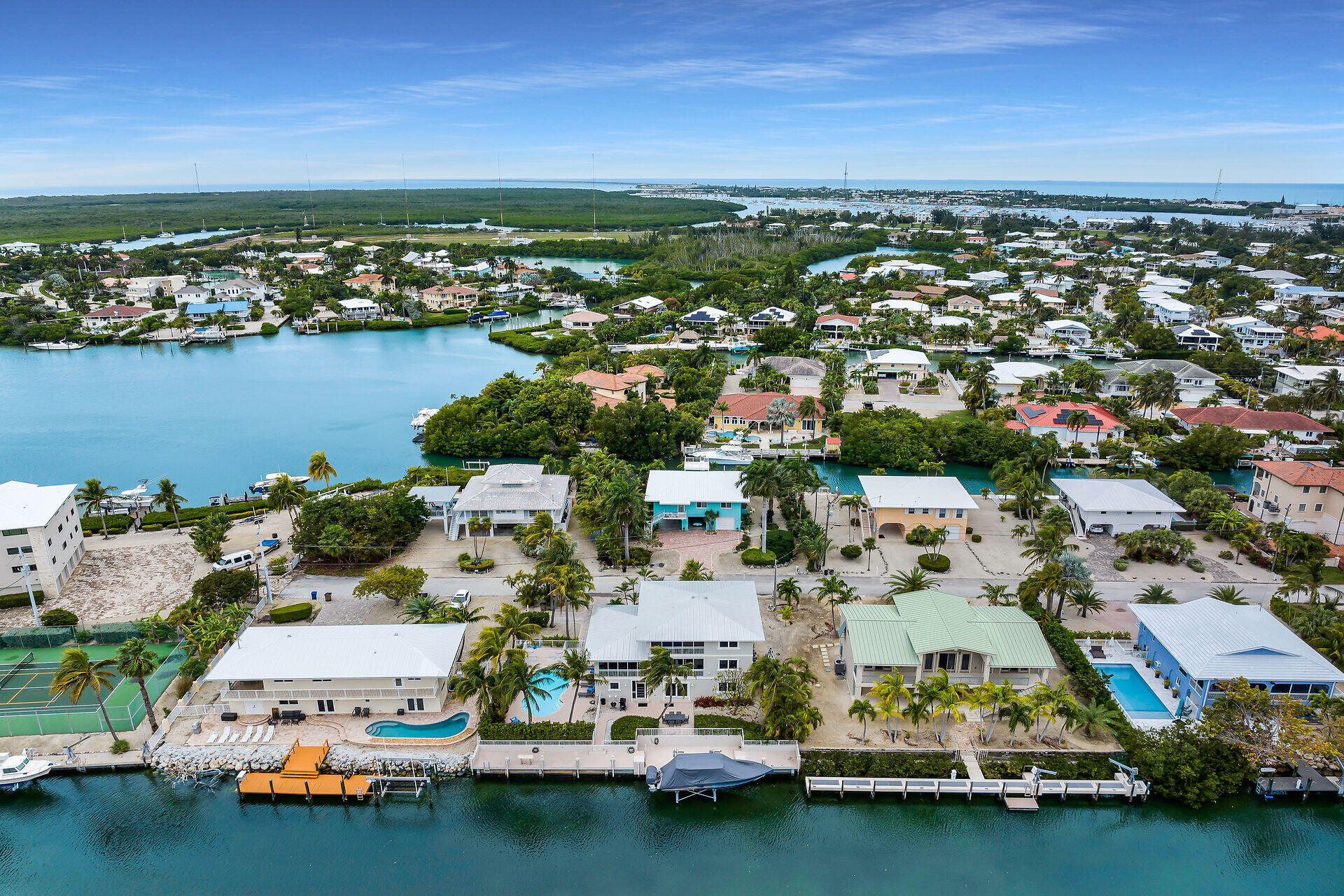 MARATHON, Florida, 33050, United States, 5 Bedrooms Bedrooms, ,3 BathroomsBathrooms,Residential,For Sale,1691478