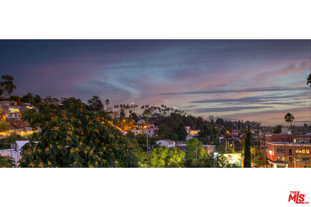 Los Angeles, California, 90026, United States, 3 Bedrooms Bedrooms, ,4 BathroomsBathrooms,Residential,For Sale,1927240