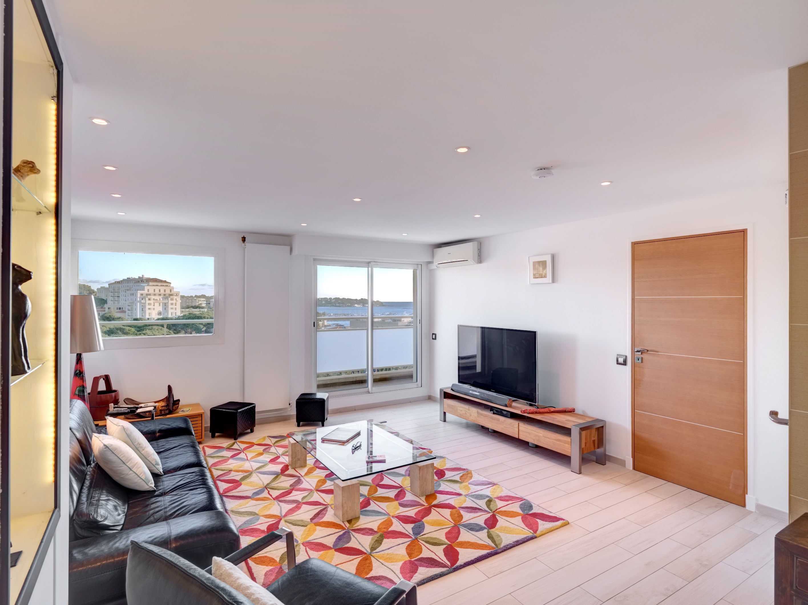  Panoramic sea view apartment with rooftop terrace in Juan-les-Pins, top floor, … - 物件實景