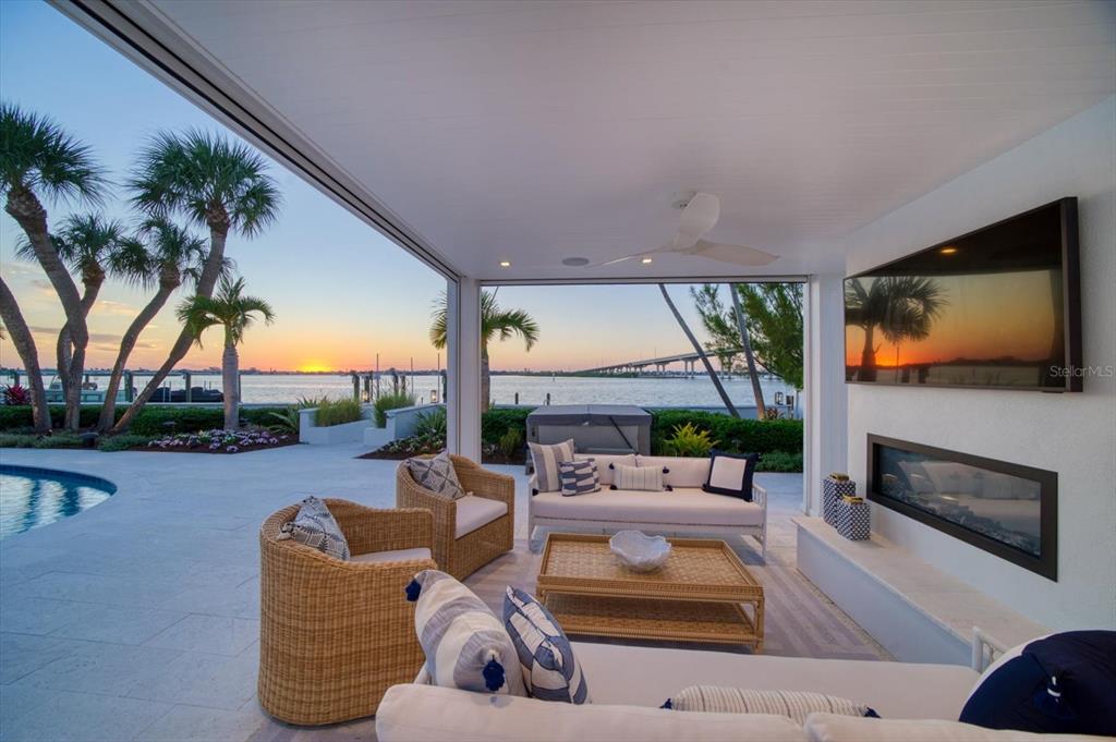 Largo, Florida, 33770, United States, 3 Bedrooms Bedrooms, ,4 BathroomsBathrooms,Residential,For Sale,1989168