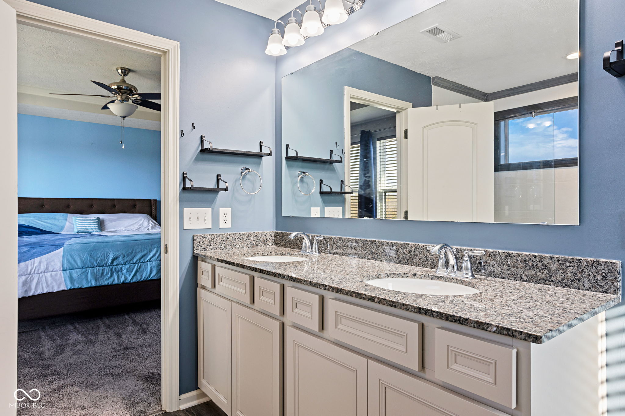 Noblesville, Indiana, 46062, United States, 6 Bedrooms Bedrooms, ,4 BathroomsBathrooms,Residential,For Sale,1987337