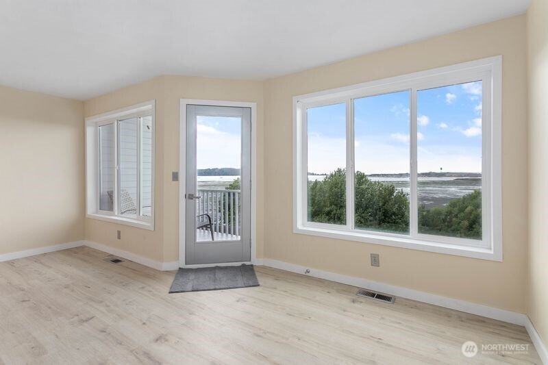 Blaine, Washington, 98230, United States, 2 Bedrooms Bedrooms, ,2 BathroomsBathrooms,Residential,For Sale,1896205