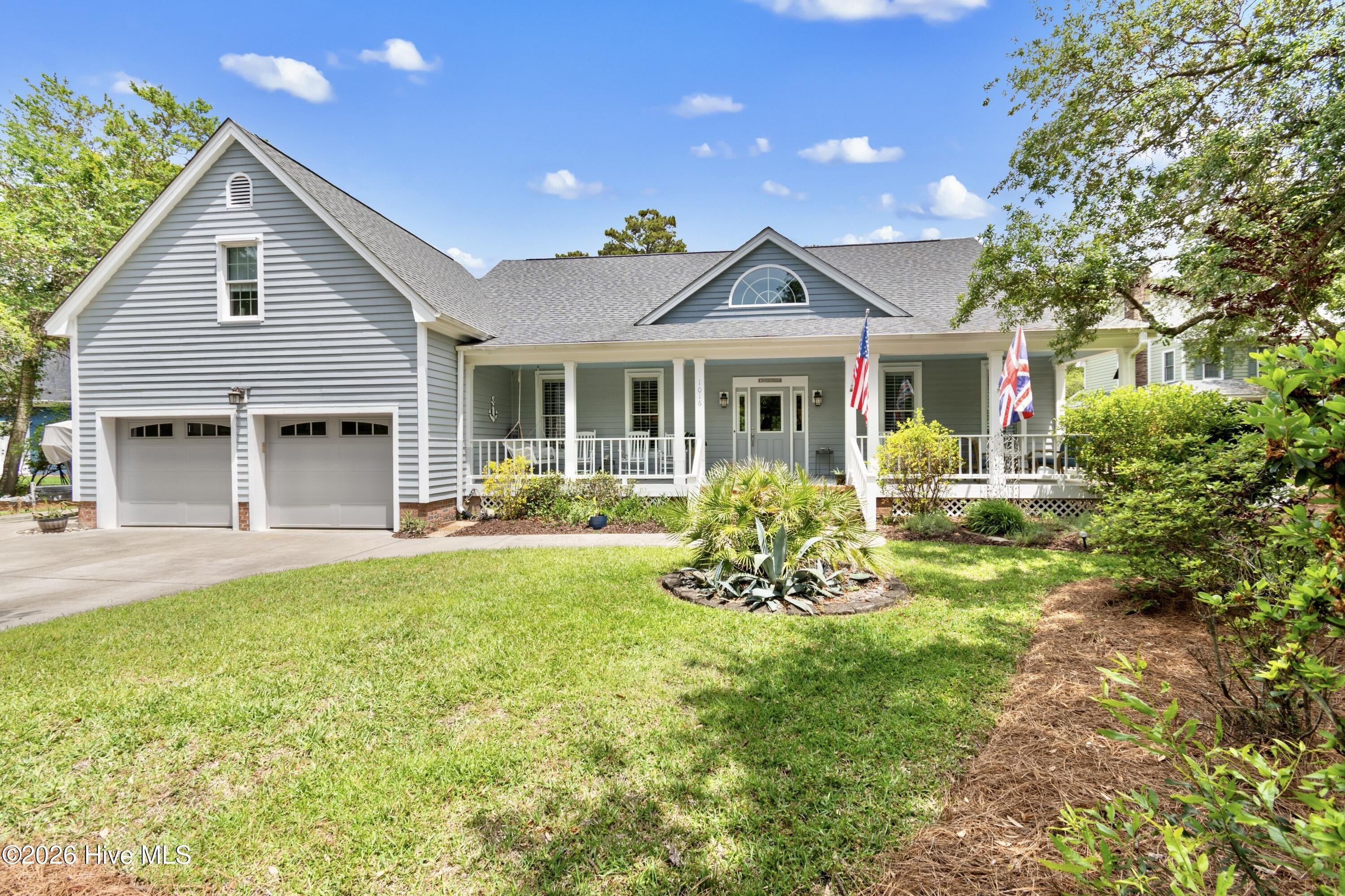 Southport, North Carolina, 28461, United States, 3 Bedrooms Bedrooms, ,2 BathroomsBathrooms,Residential,For Sale,2048471