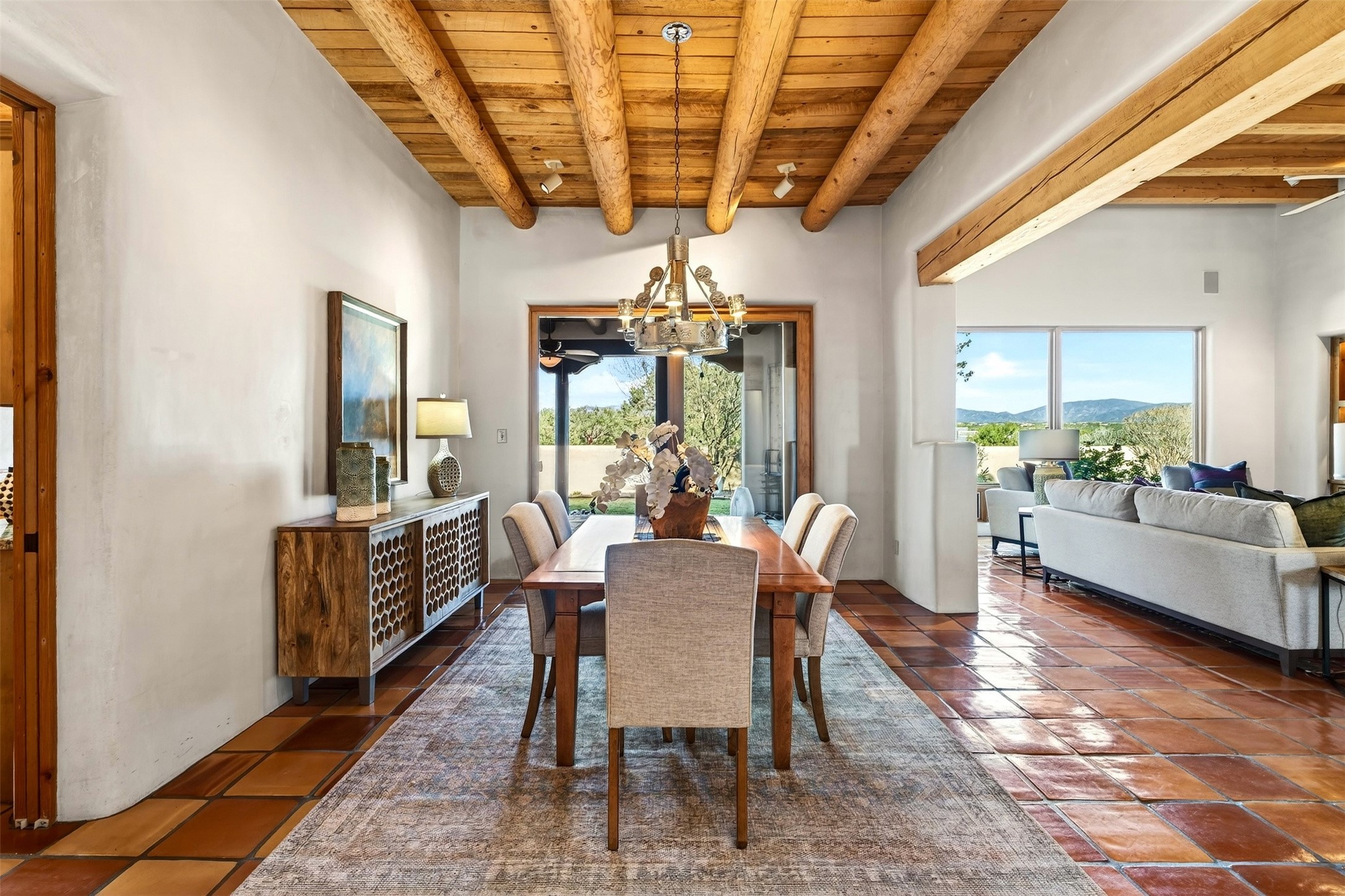  8 Ridgetop Circle - 物件實景