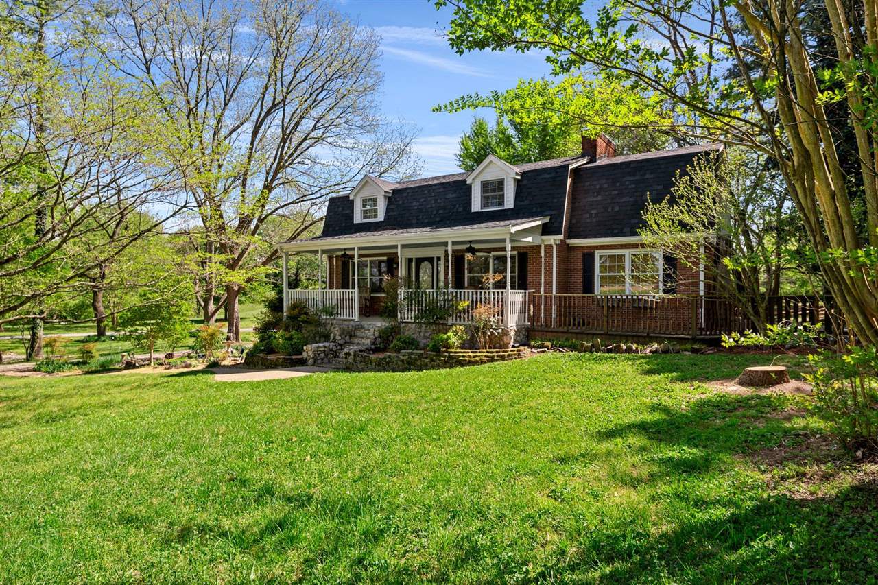Bowling Green, Kentucky, 42103, United States, 4 Bedrooms Bedrooms, ,5 BathroomsBathrooms,Residential,For Sale,1785083