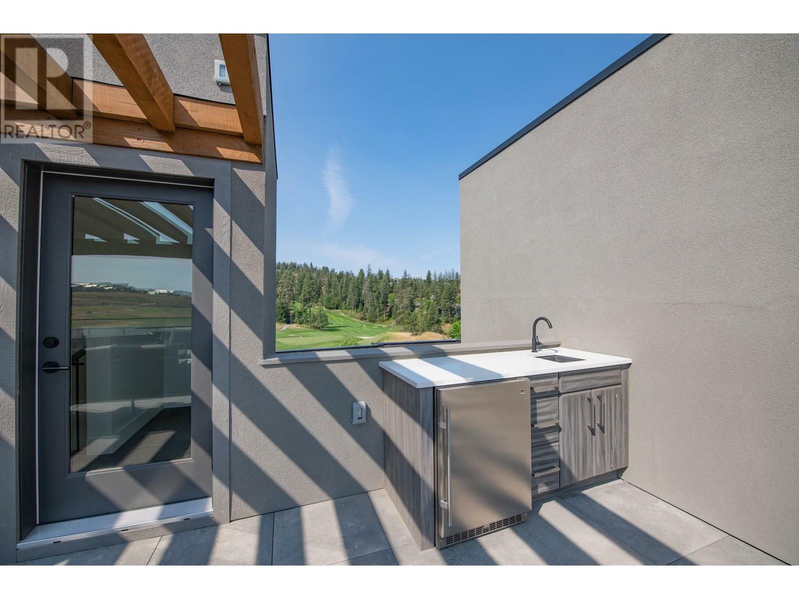 VERNON, British Columbia, V1H 0A5, CA, 4 Bedrooms Bedrooms, ,3 BathroomsBathrooms,Residential,For Sale,1839101