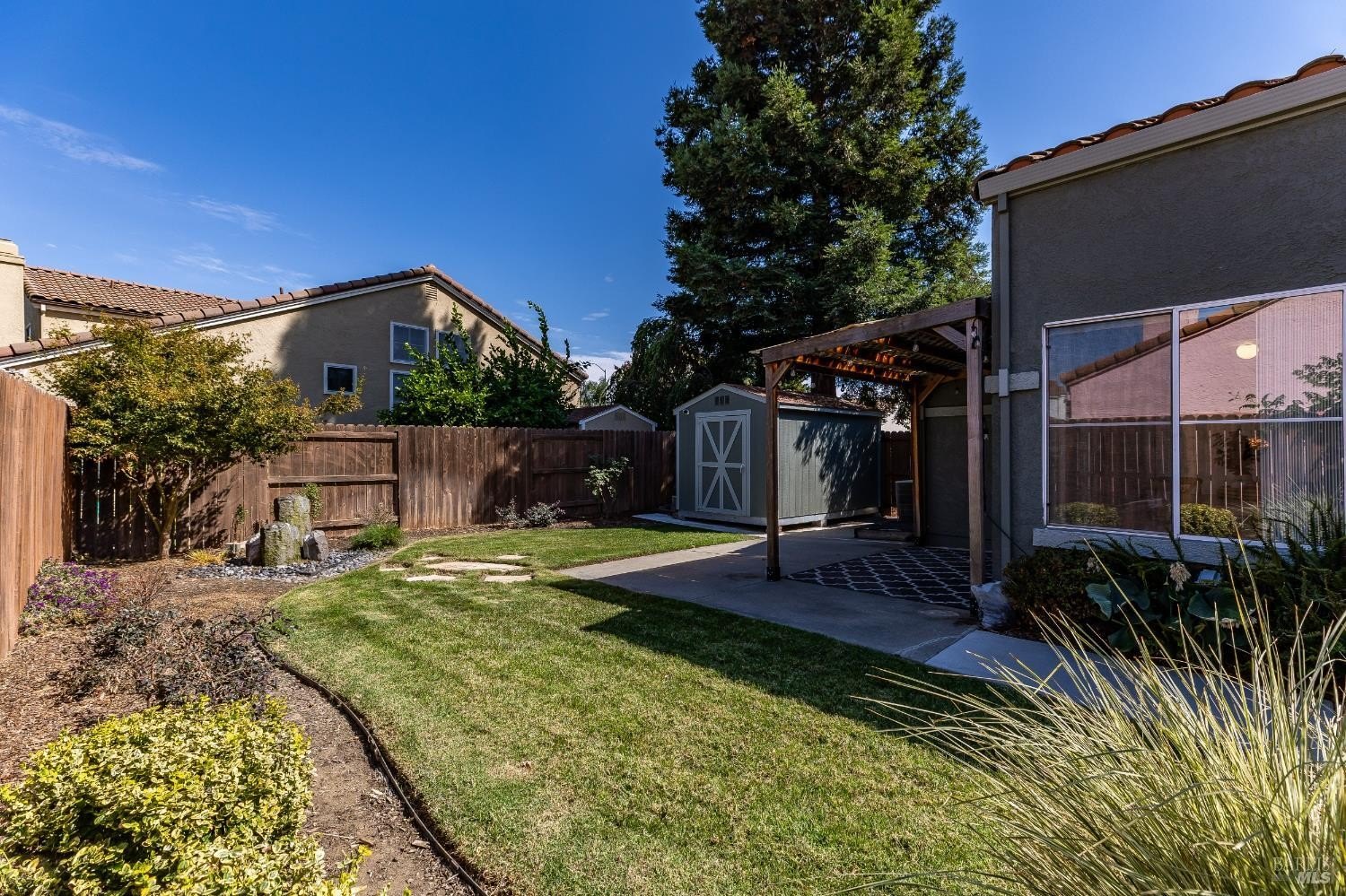 Vacaville, California, 95687, United States, 3 Bedrooms Bedrooms, ,2 BathroomsBathrooms,Residential,For Sale,1932568