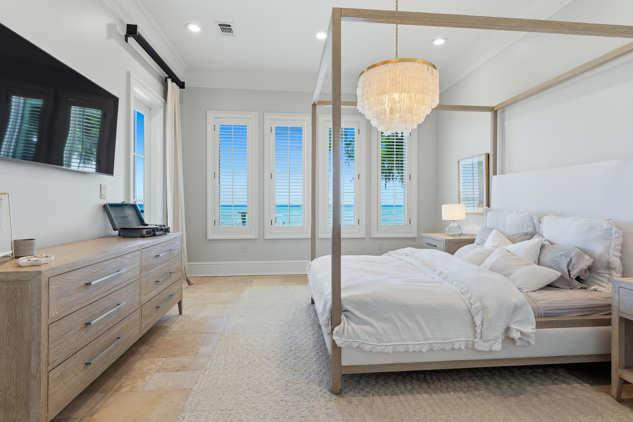  Private Bayfront Estate With Deepwater Dock And Resort-Style Outdoor Living - 物件實景