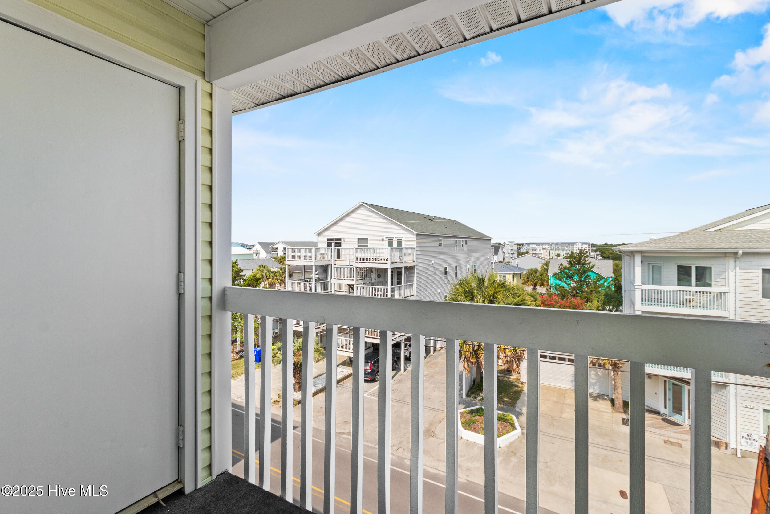 Carolina Beach, North Carolina, 28428, United States, 2 Bedrooms Bedrooms, ,2 BathroomsBathrooms,Residential,For Sale,1976420