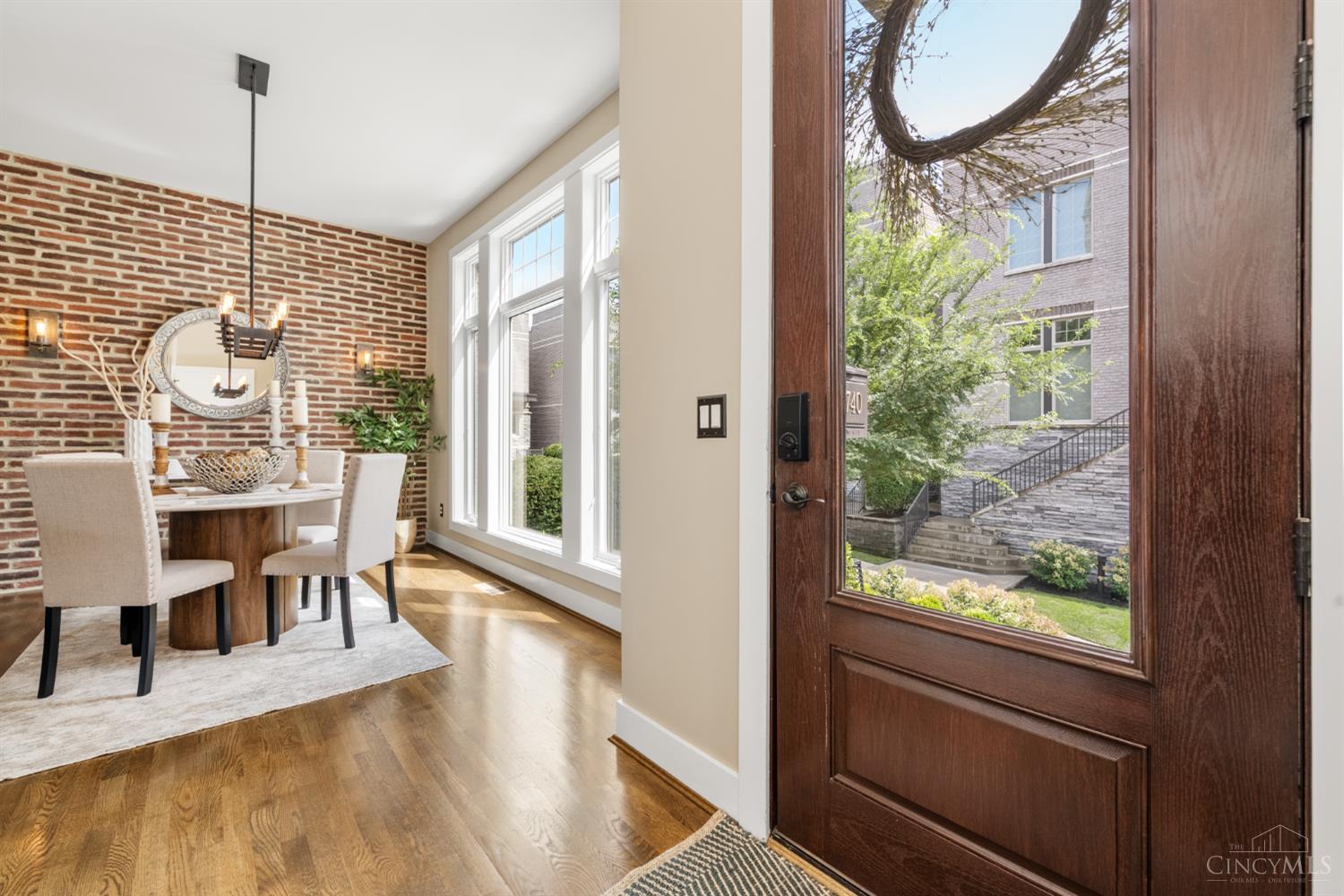 Cincinnati, Ohio, 45206, United States, 2 Bedrooms Bedrooms, ,3 BathroomsBathrooms,Residential,For Sale,1940319