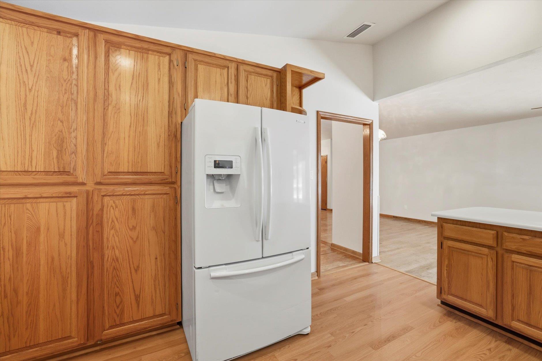 Tallahassee, Florida, 32303, United States, 4 Bedrooms Bedrooms, ,3 BathroomsBathrooms,Residential,For Sale,1964898