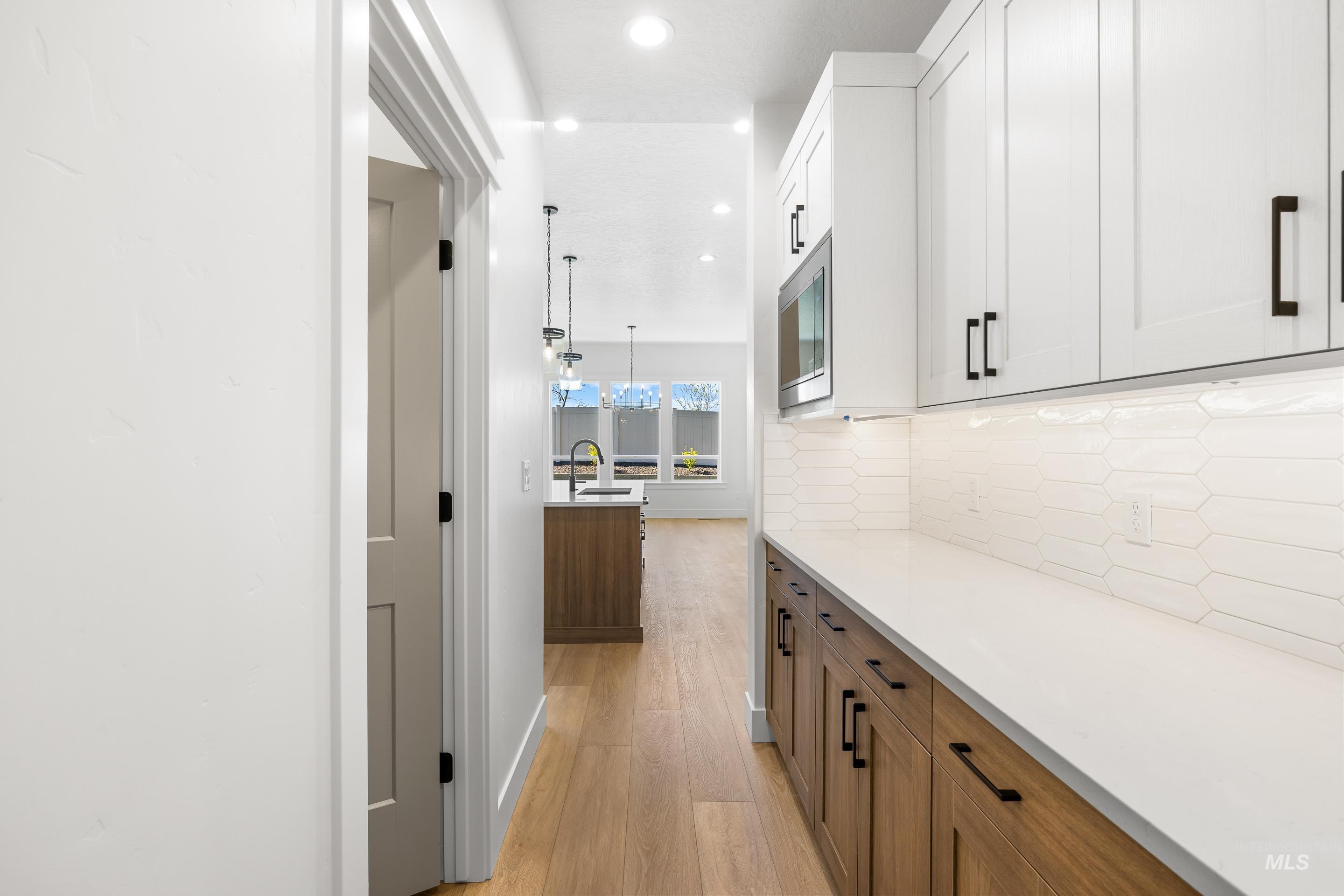 Kuna, Idaho, 83634, United States, 3 Bedrooms Bedrooms, ,Residential,For Sale,1989227