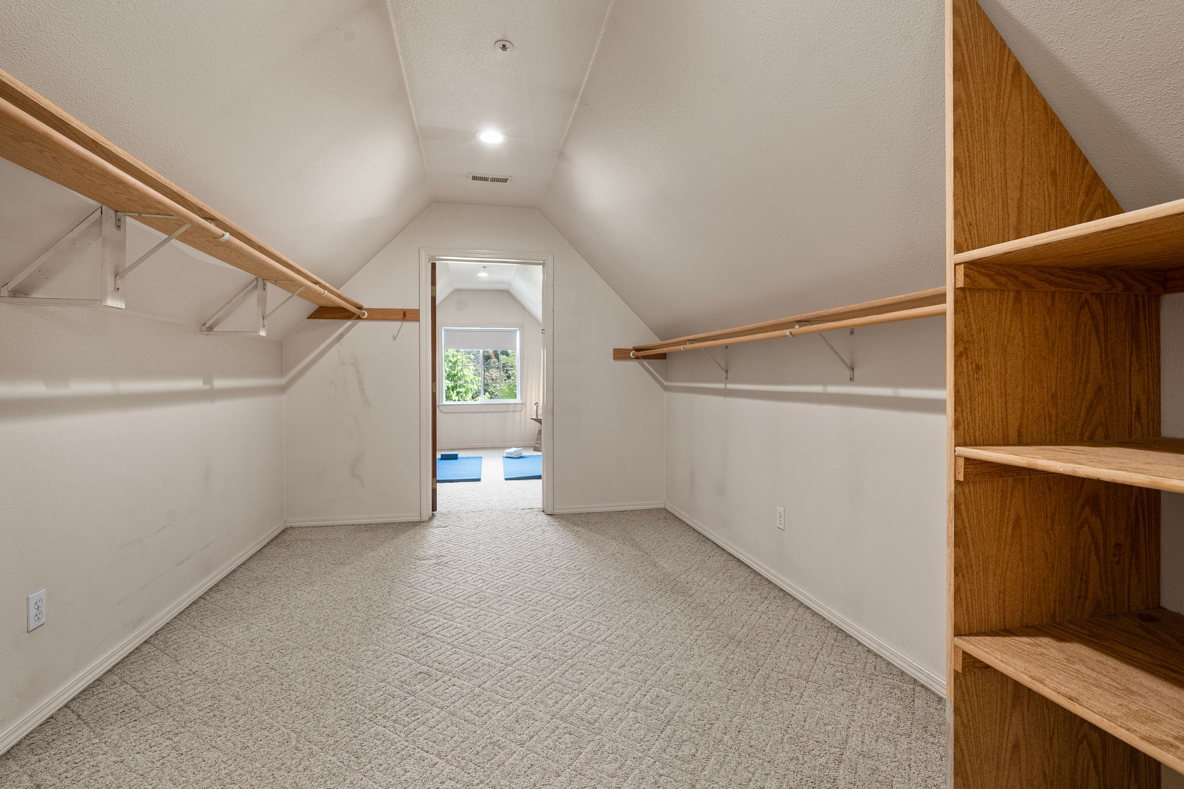  2614 Tacoma Rd E, Puyallup, WA 98371 - 物件實景