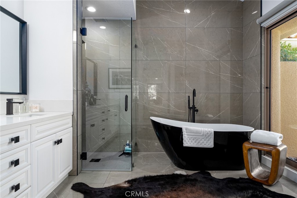 Rancho Mirage, California, 92270, United States, 3 Bedrooms Bedrooms, ,4 BathroomsBathrooms,Residential,For Sale,2002255