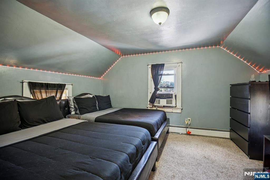 Ridgewood, New Jersey, 07450, United States, 3 Bedrooms Bedrooms, ,2 BathroomsBathrooms,Residential,For Sale,1988211