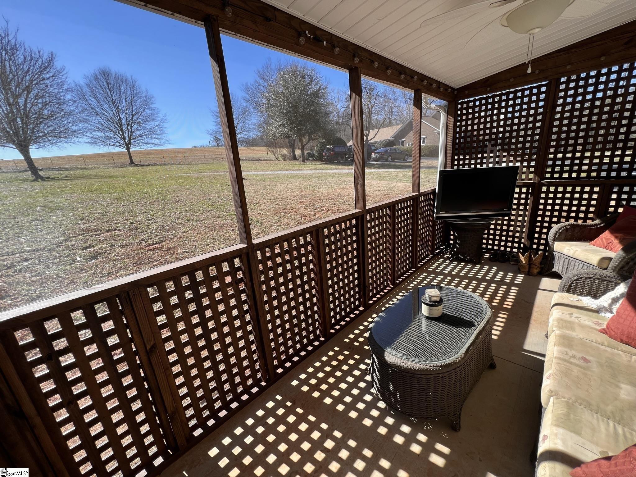 Pickens, South Carolina, 29671, United States, 4 Bedrooms Bedrooms, ,4 BathroomsBathrooms,Residential,For Sale,1975286