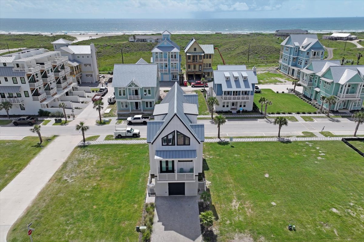 Port Aransas, Texas, 78373, United States, 3 Bedrooms Bedrooms, ,3 BathroomsBathrooms,Residential,For Sale,1979271