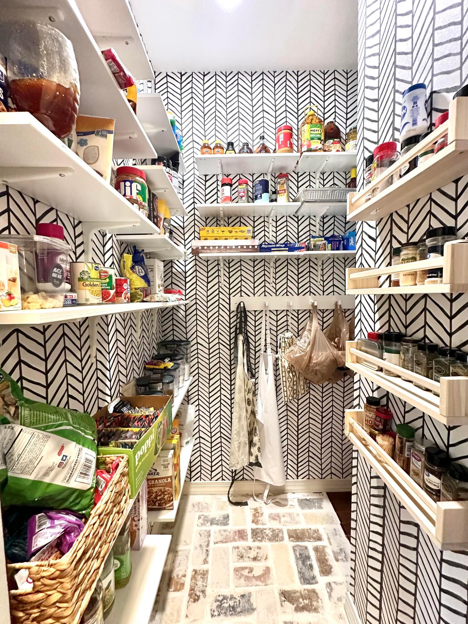 Tupelo, Mississippi, 38804, United States, 4 Bedrooms Bedrooms, ,4 BathroomsBathrooms,Residential,For Sale,1961666