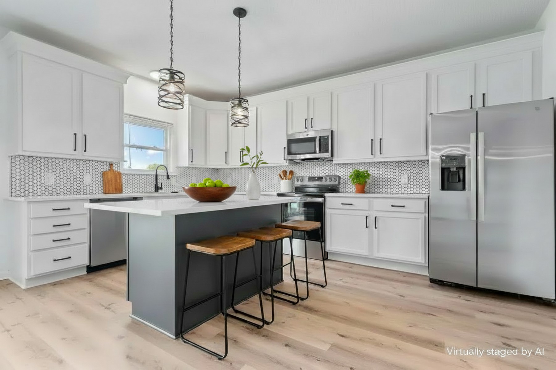  Completely Remodeled Four Bedroom Home on Oversized Lot - 物件實景