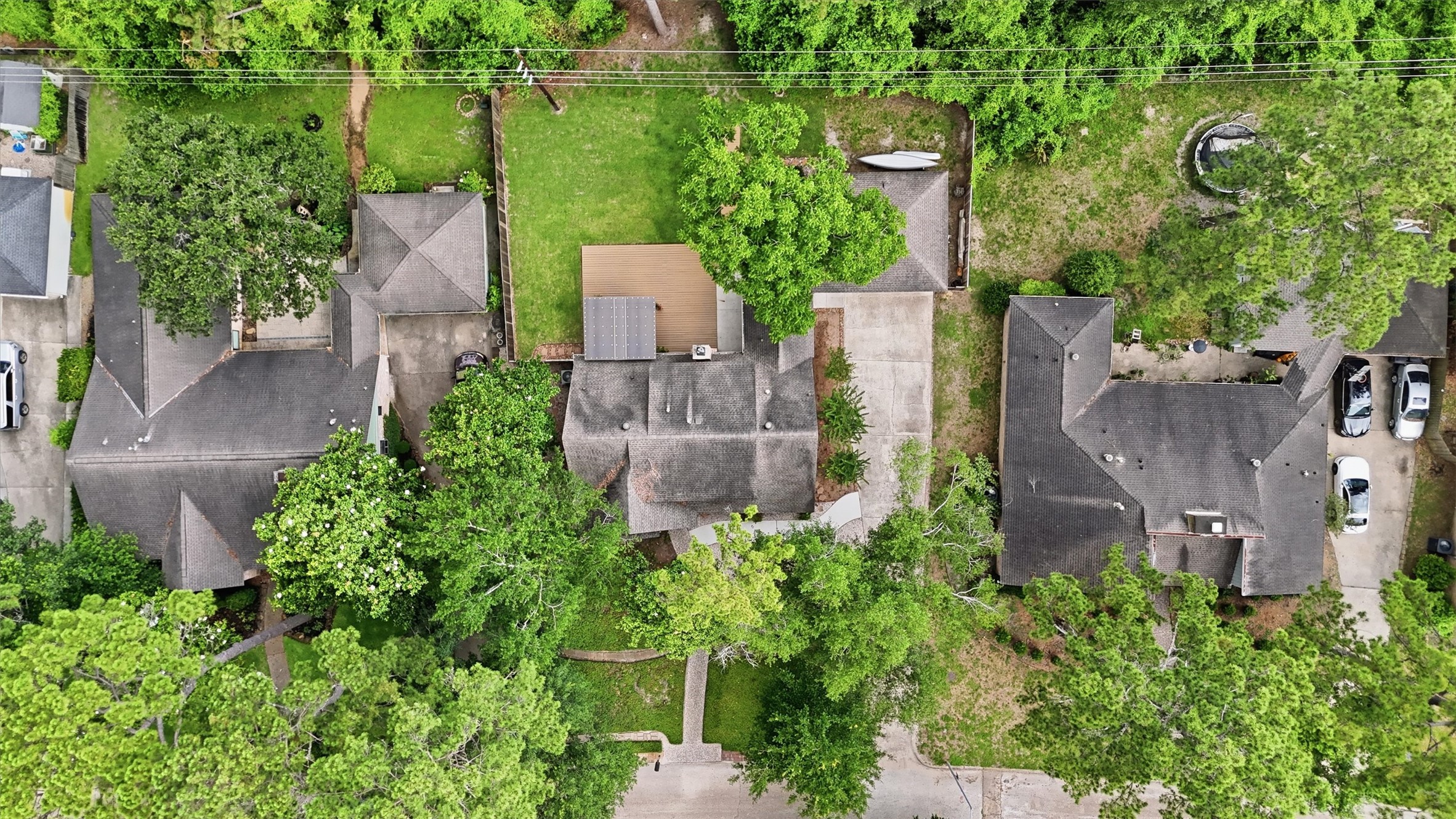  2018 Deer Springs Drive - 物件實景