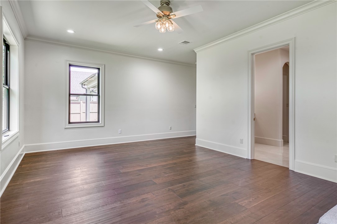 Bryan, Texas, 77802, United States, 4 Bedrooms Bedrooms, ,4 BathroomsBathrooms,Residential,For Sale,1974638