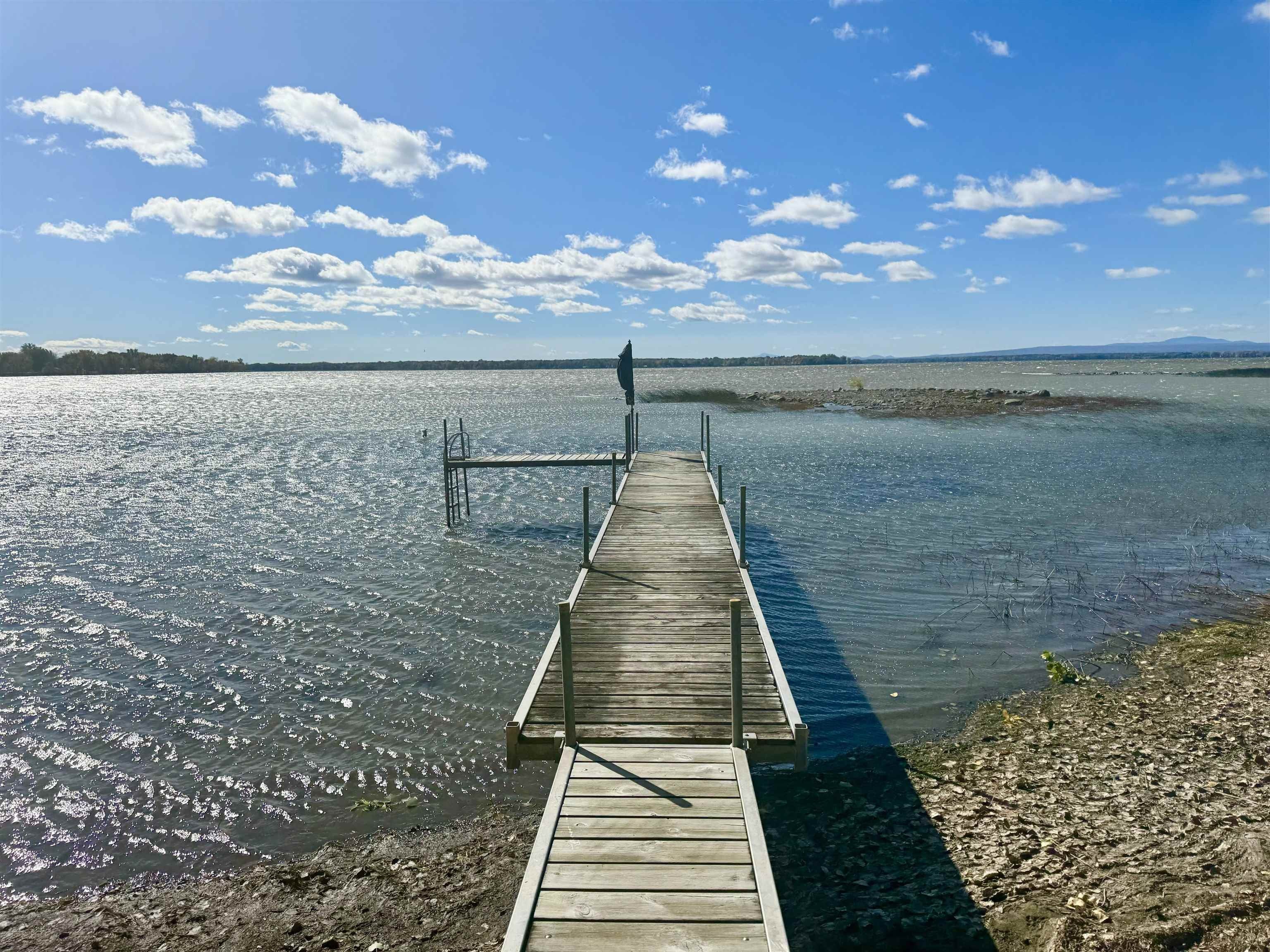 Alburgh, Vermont, 05440, United States, 3 Bedrooms Bedrooms, ,2 BathroomsBathrooms,Residential,For Sale,1981784