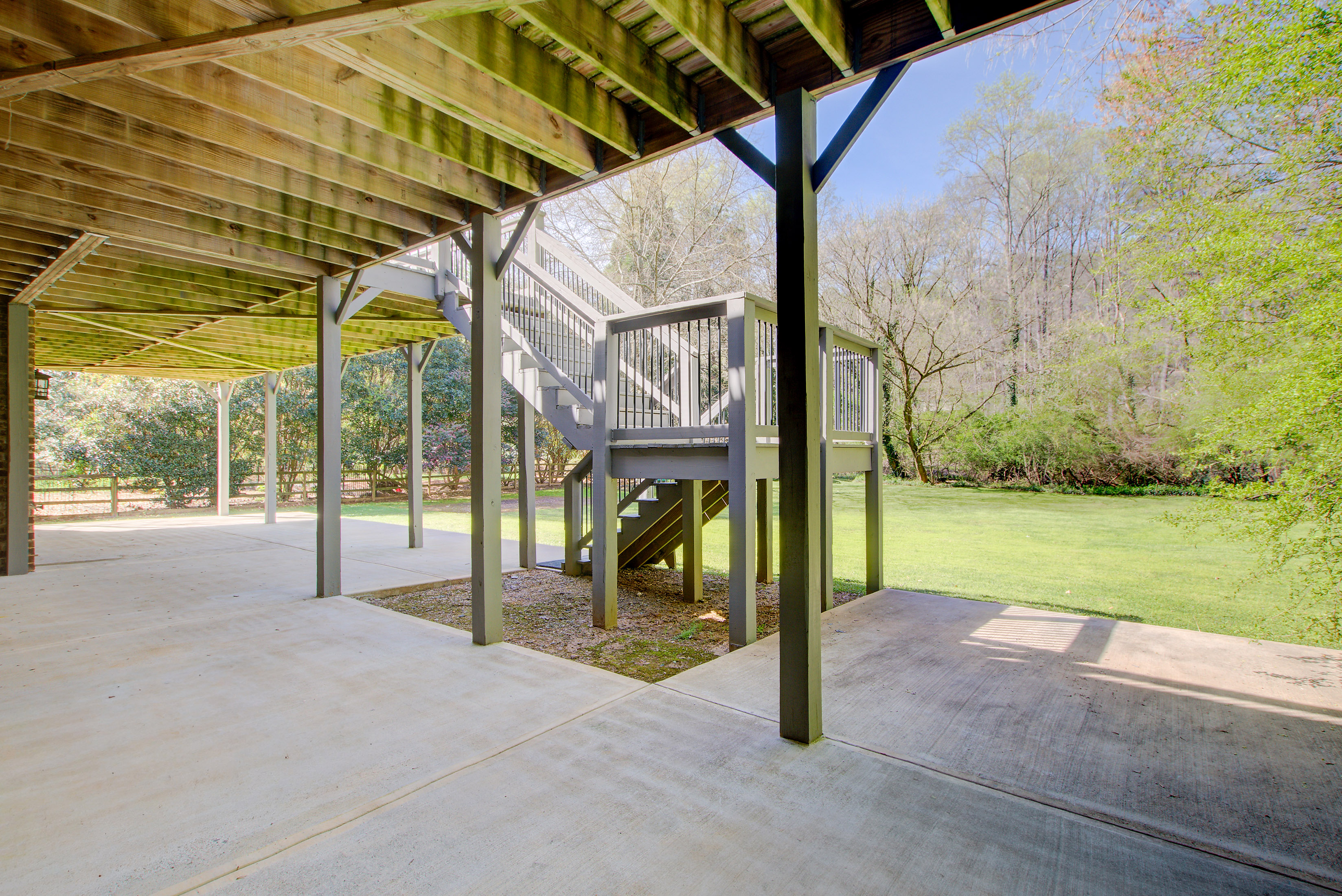  Exceptional Space and Craftsmanship in Custom Brookhaven Home - 物件實景