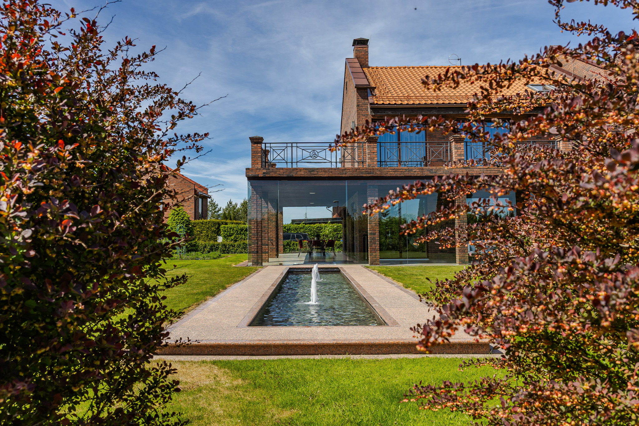  Exclusive private residence surrounded by golf courses - 物件實景