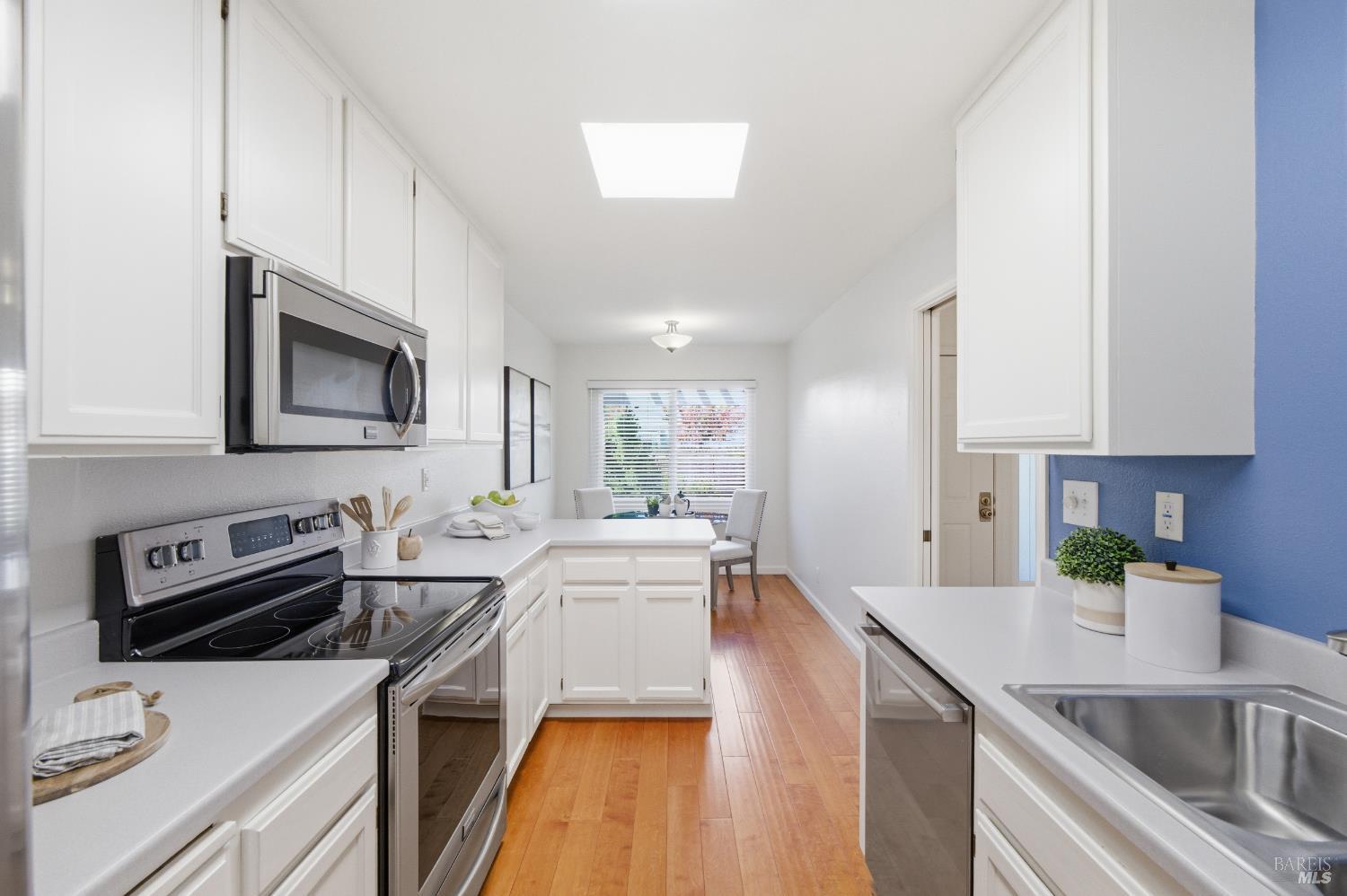 Sonoma, California, 95476, United States, 2 Bedrooms Bedrooms, ,2 BathroomsBathrooms,Residential,For Sale,2001950