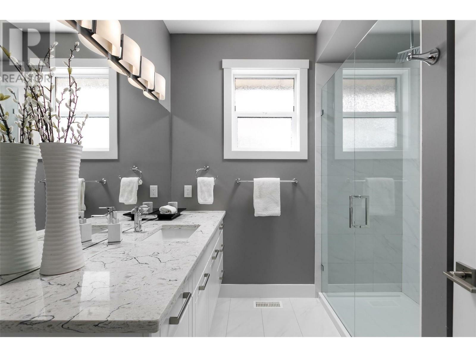 LAKE COUNTRY, British Columbia, V4V 0A4, CA, 5 Bedrooms Bedrooms, ,3 BathroomsBathrooms,Residential,For Sale,1837466