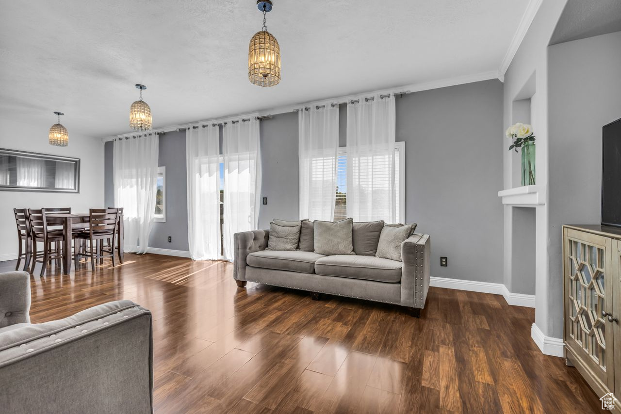 West Valley City, Utah, 84128, United States, 4 Bedrooms Bedrooms, ,3 BathroomsBathrooms,Residential,For Sale,1949821