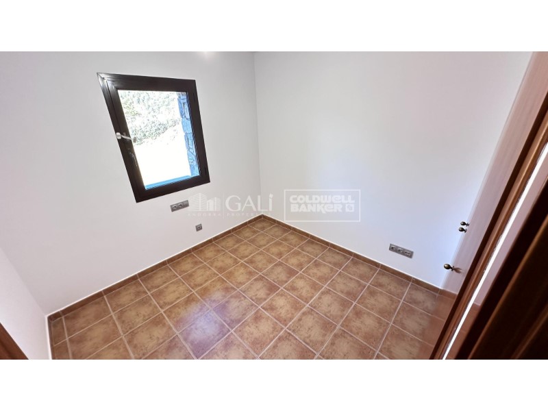 Sant Julià de Lòria, Andorra, AD, 4 Bedrooms Bedrooms, ,2 BathroomsBathrooms,Residential,For Sale,1616844