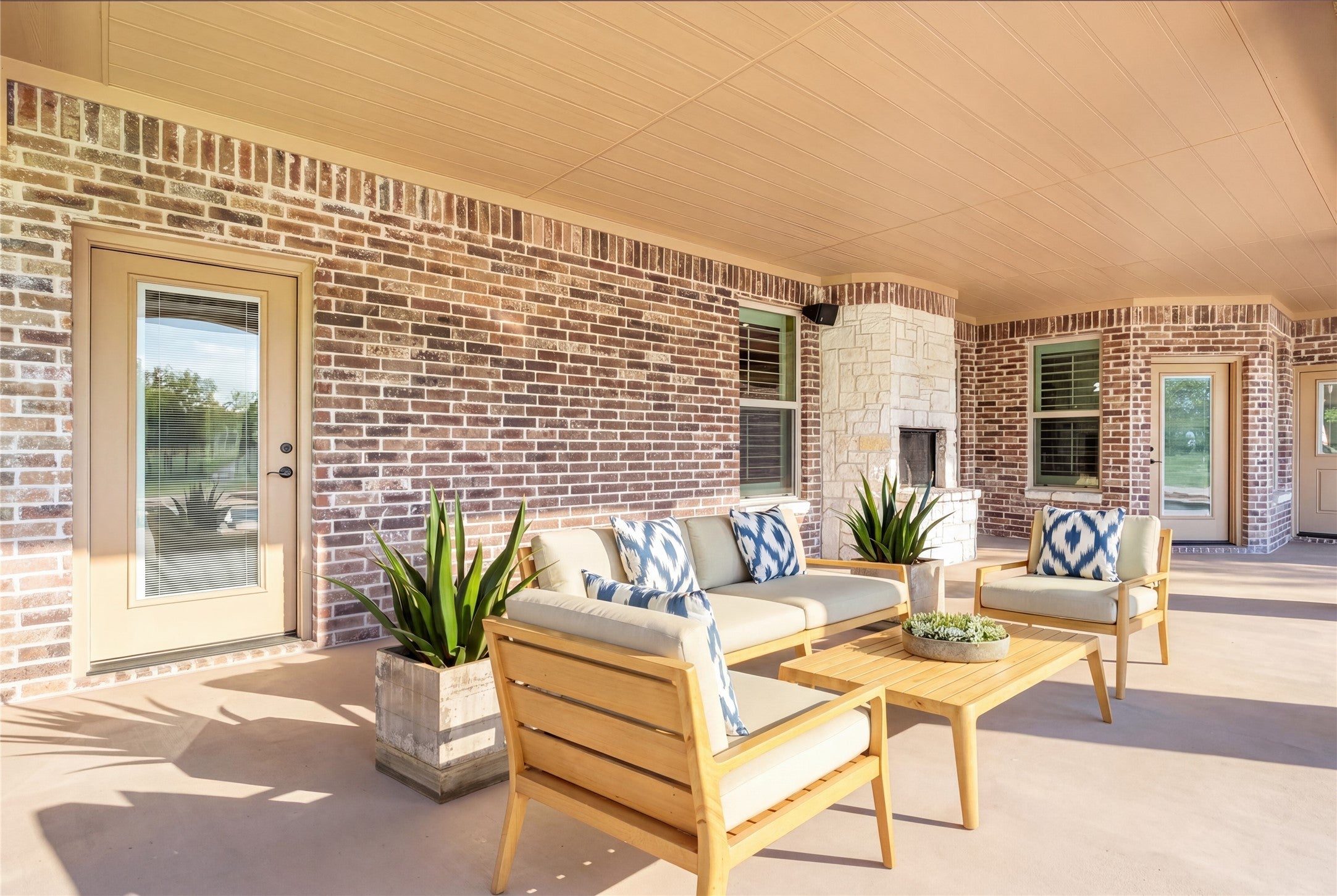 Lakeside, Texas, 76135, United States, 3 Bedrooms Bedrooms, ,3 BathroomsBathrooms,Residential,For Sale,2047956