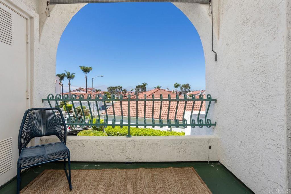 Oceanside, California, 92056, United States, 2 Bedrooms Bedrooms, ,2 BathroomsBathrooms,Residential,For Sale,1942226