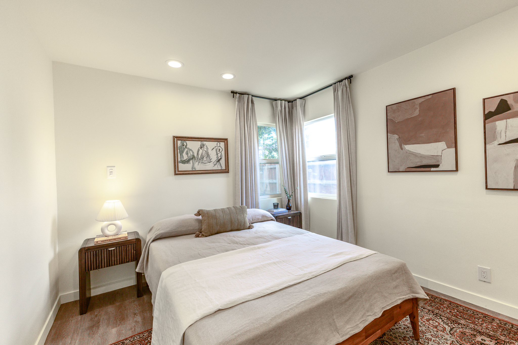  927 Pine Grove Ave - 物件實景