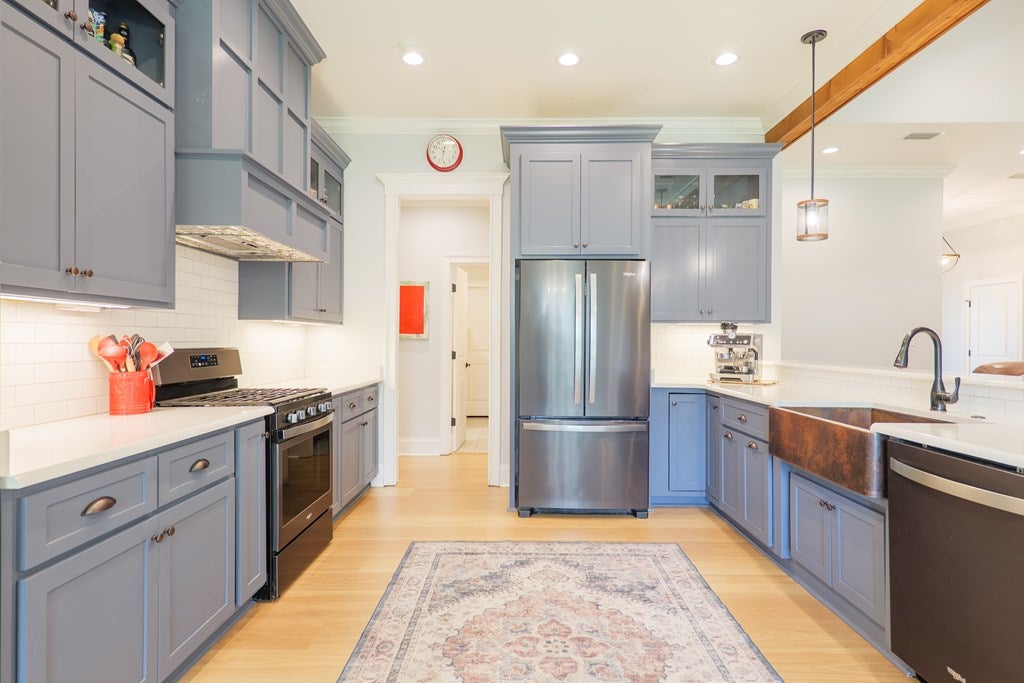 Valdosta, Georgia, 31601, United States, 4 Bedrooms Bedrooms, ,3 BathroomsBathrooms,Residential,For Sale,1991000