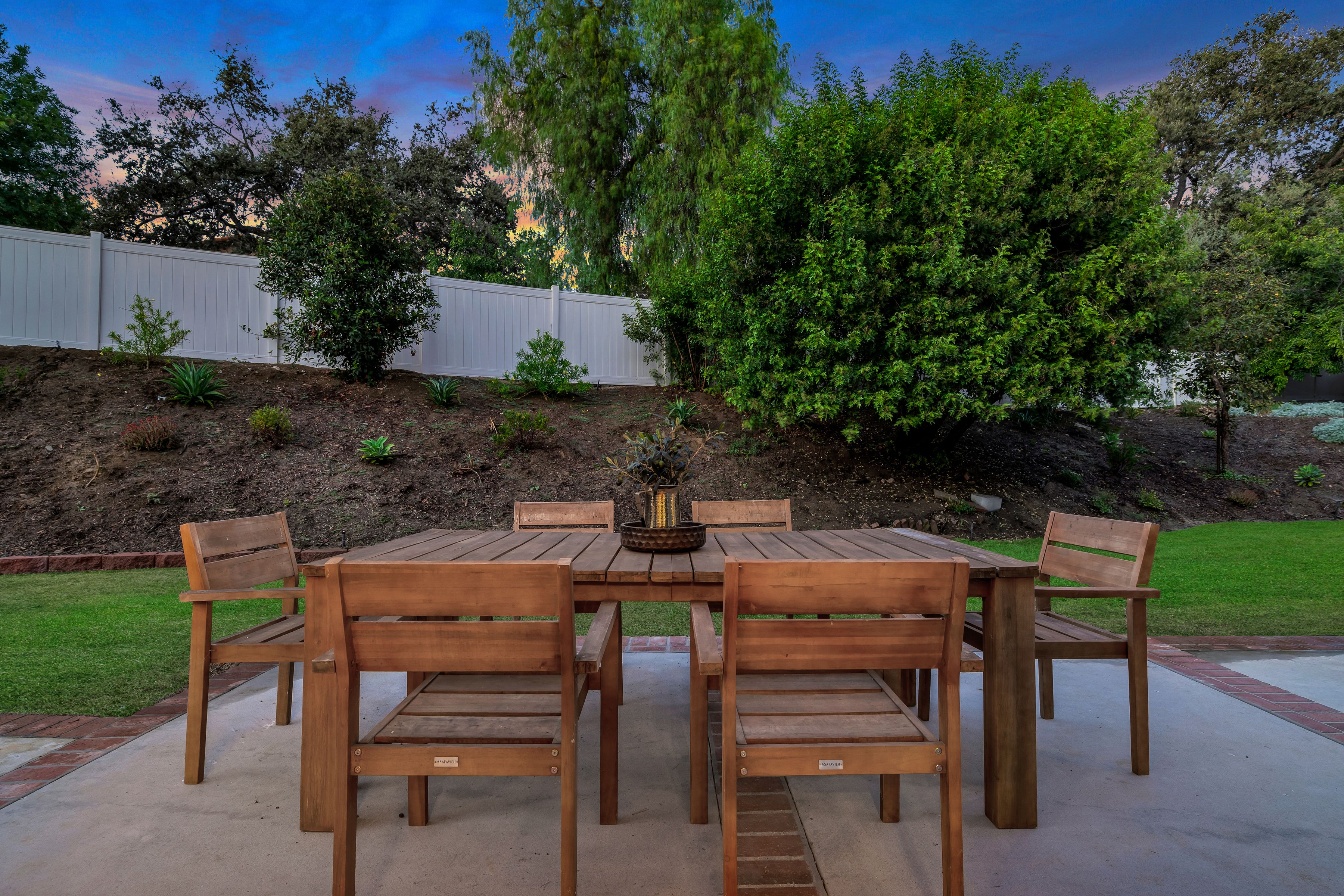  5354 Lewis Road, Agoura Hills - 物件實景