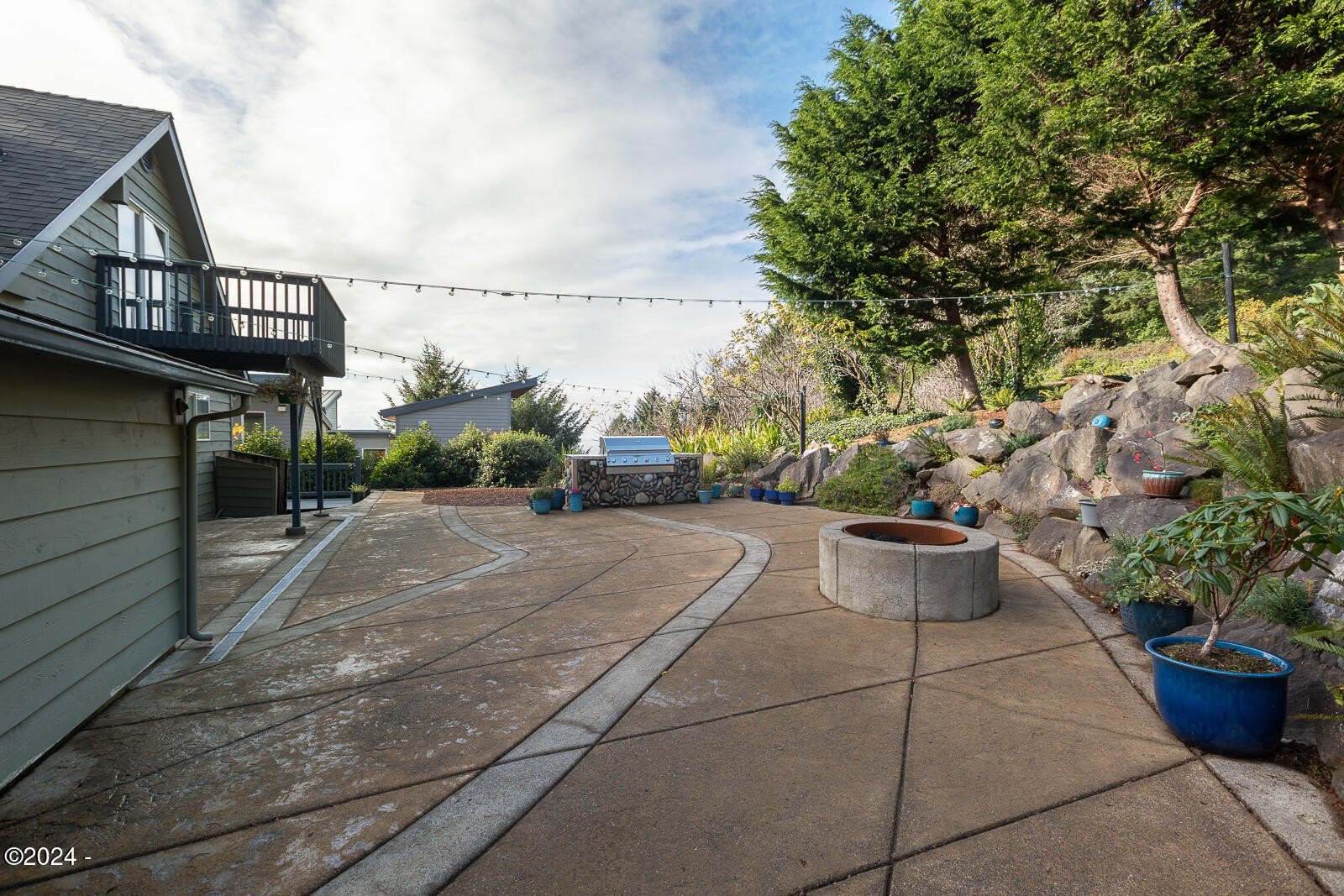 124 Sea Crest, Otter Rock, Oregon, 97369, United States, 4 Bedrooms Bedrooms, ,3 BathroomsBathrooms,Residential,For Sale,124 Sea Crest,1663553