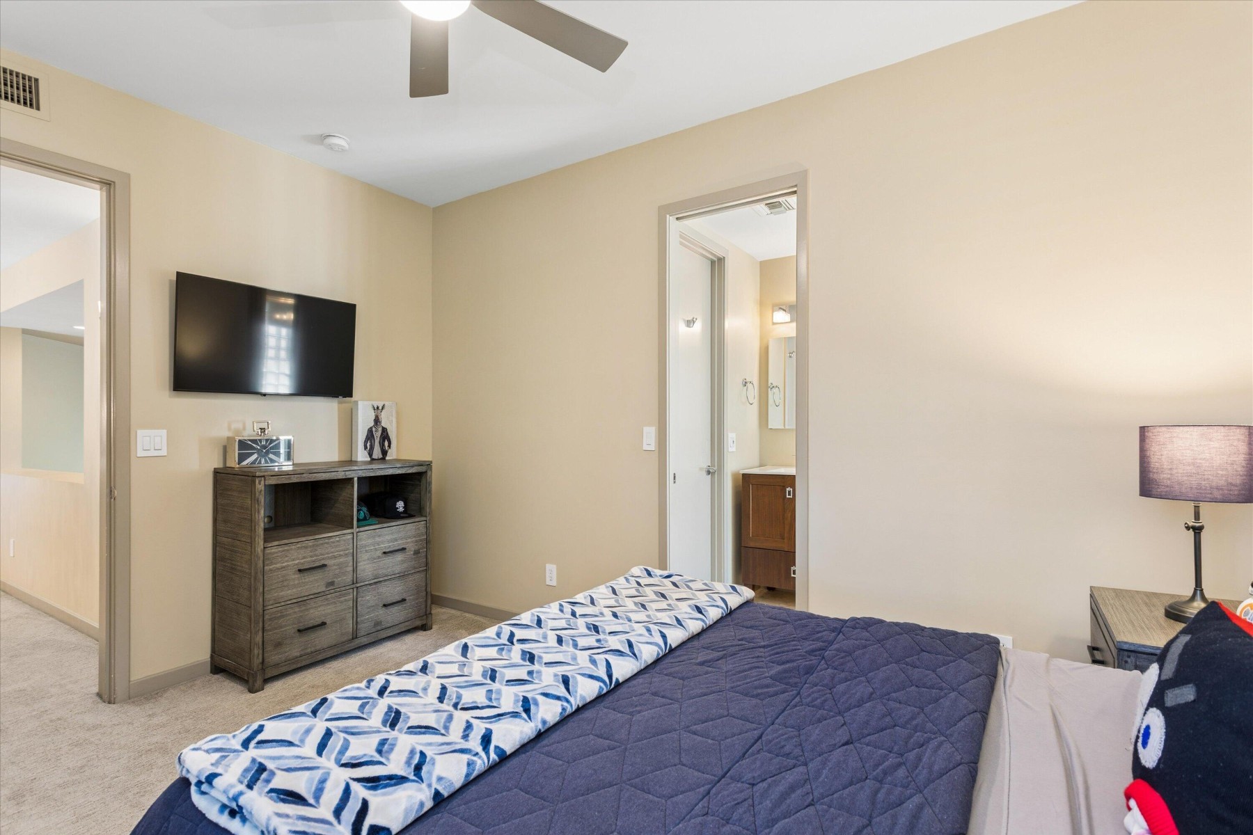  3018 E Sierra Vista Drive¦Phoenix, AZ - 物件實景