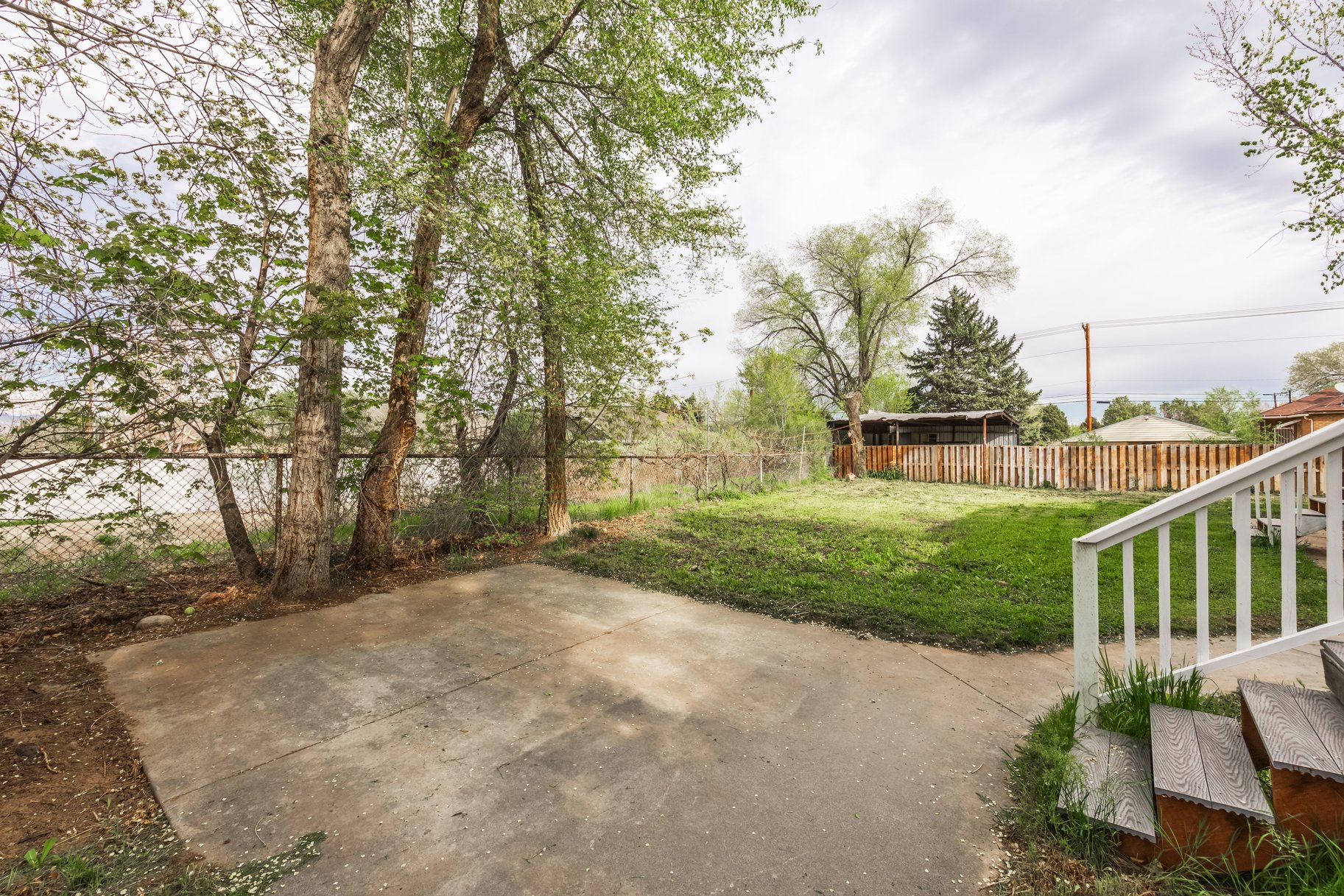  Spacious Property Down a Private Lane - 物件實景