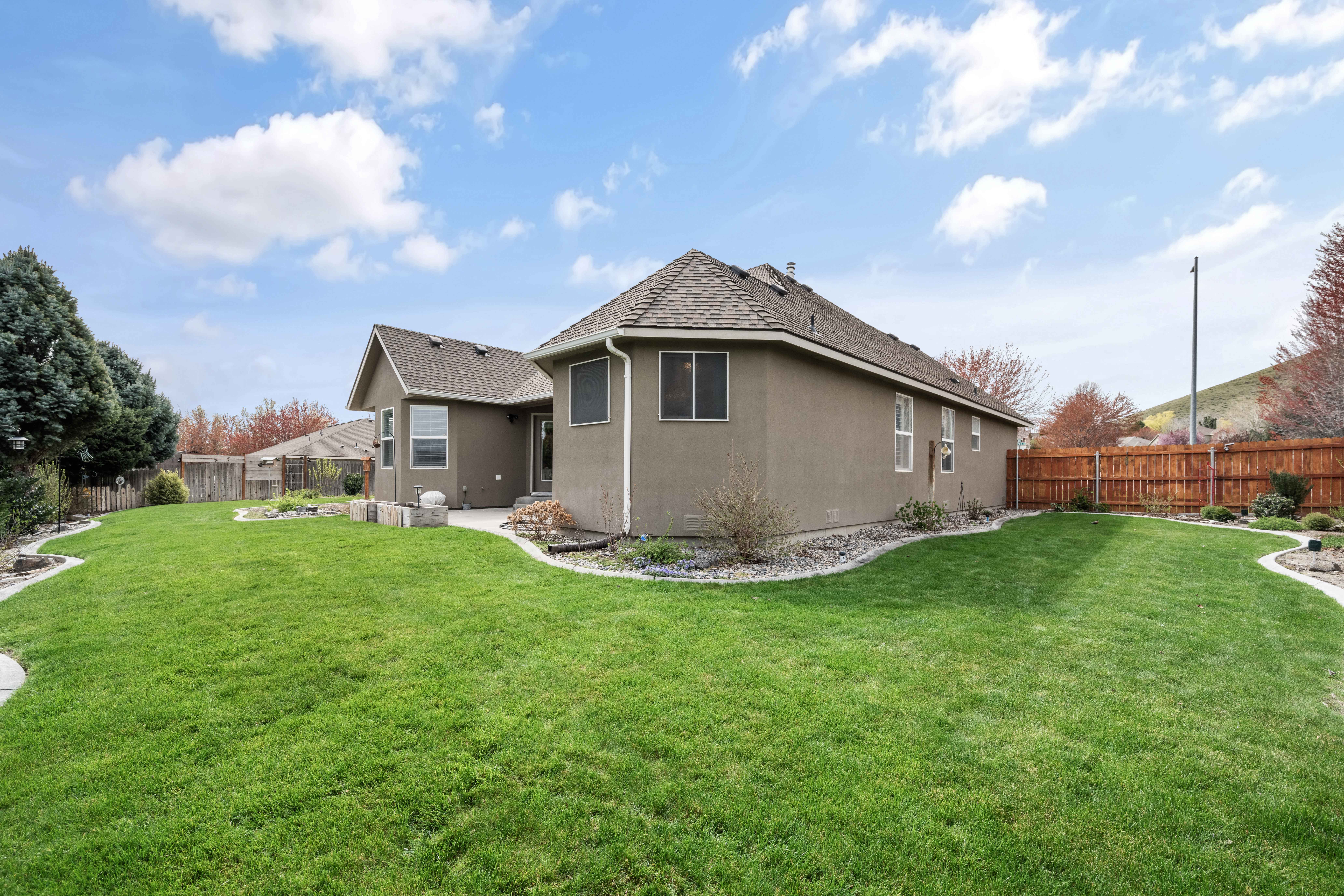  Beautifully Maintained South Richland Home - 物件實景