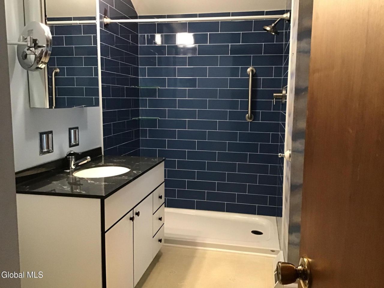 Loudonville, New York, 12211, United States, 4 Bedrooms Bedrooms, ,3 BathroomsBathrooms,Residential,For Sale,1994671